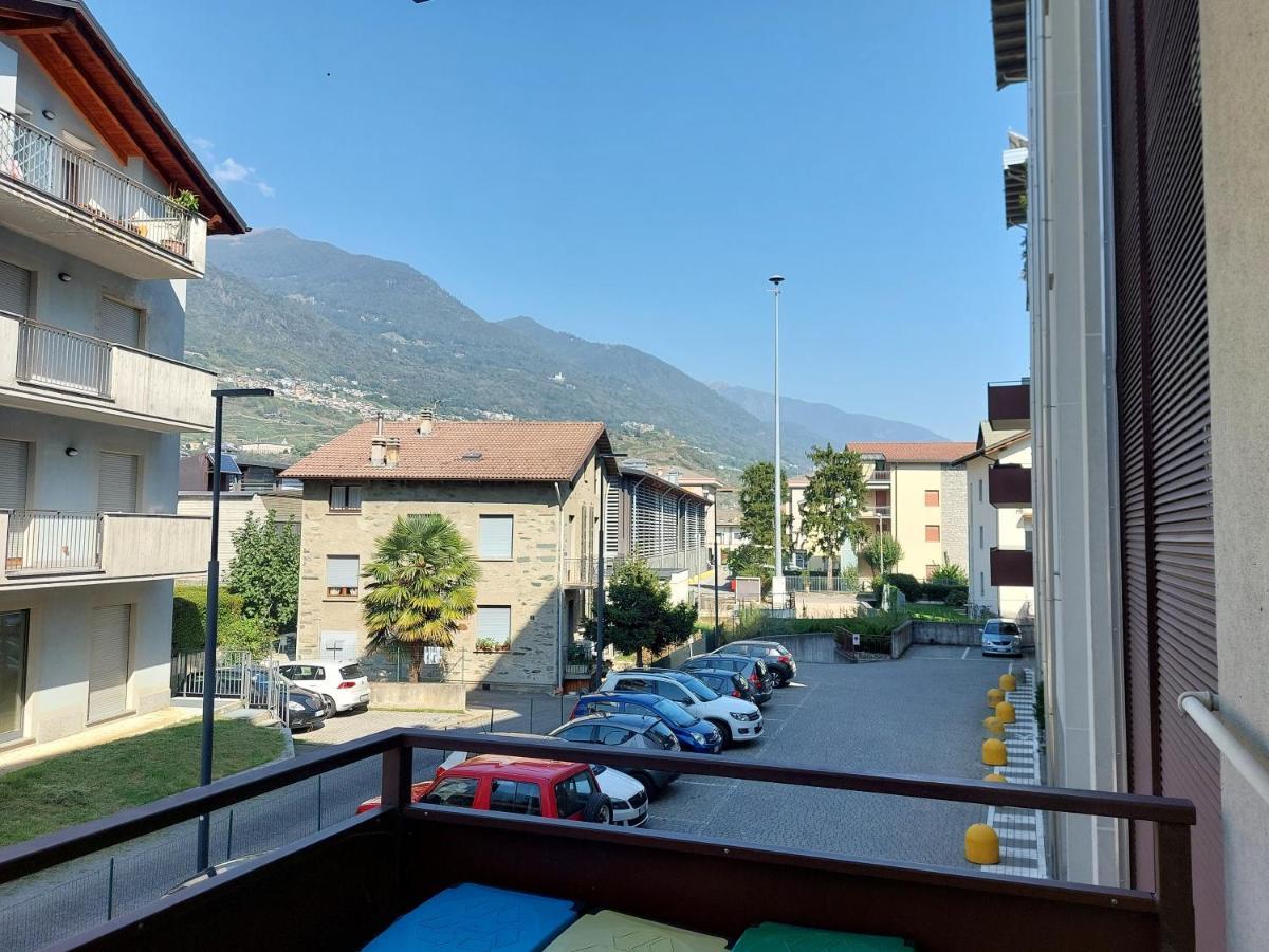 Bilocale Luminoso, Ottima Posizione Sondrio Exterior foto