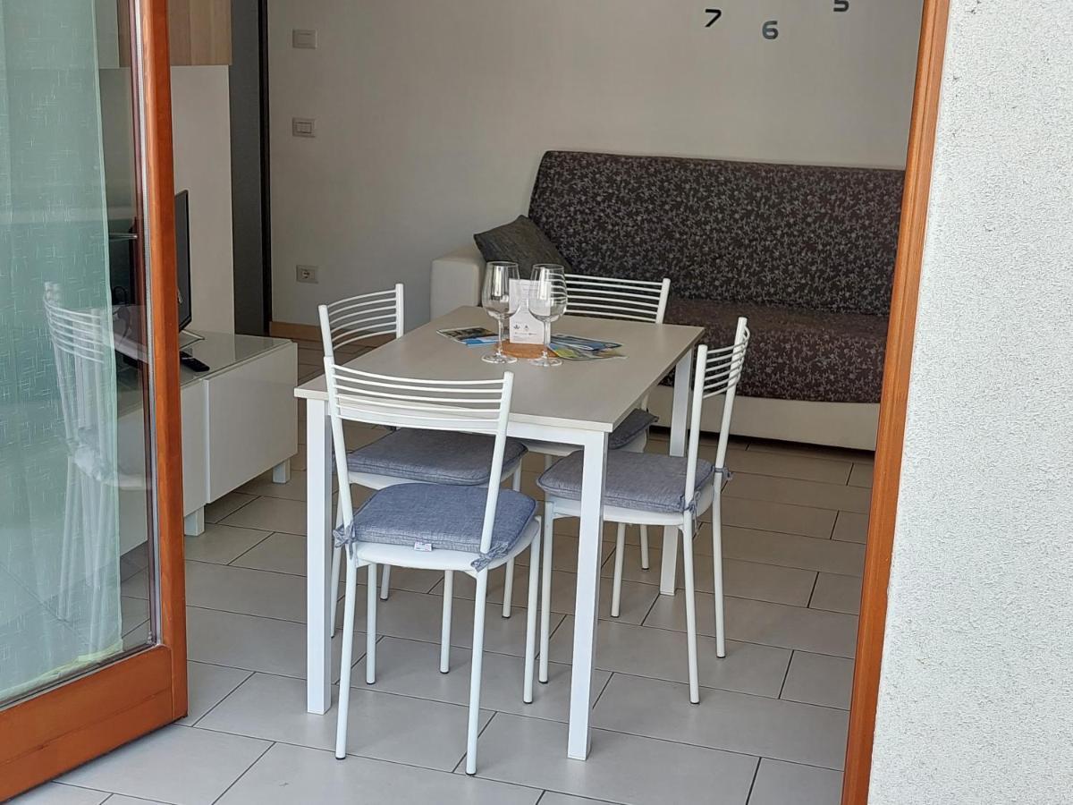 Bilocale Luminoso, Ottima Posizione Sondrio Exterior foto